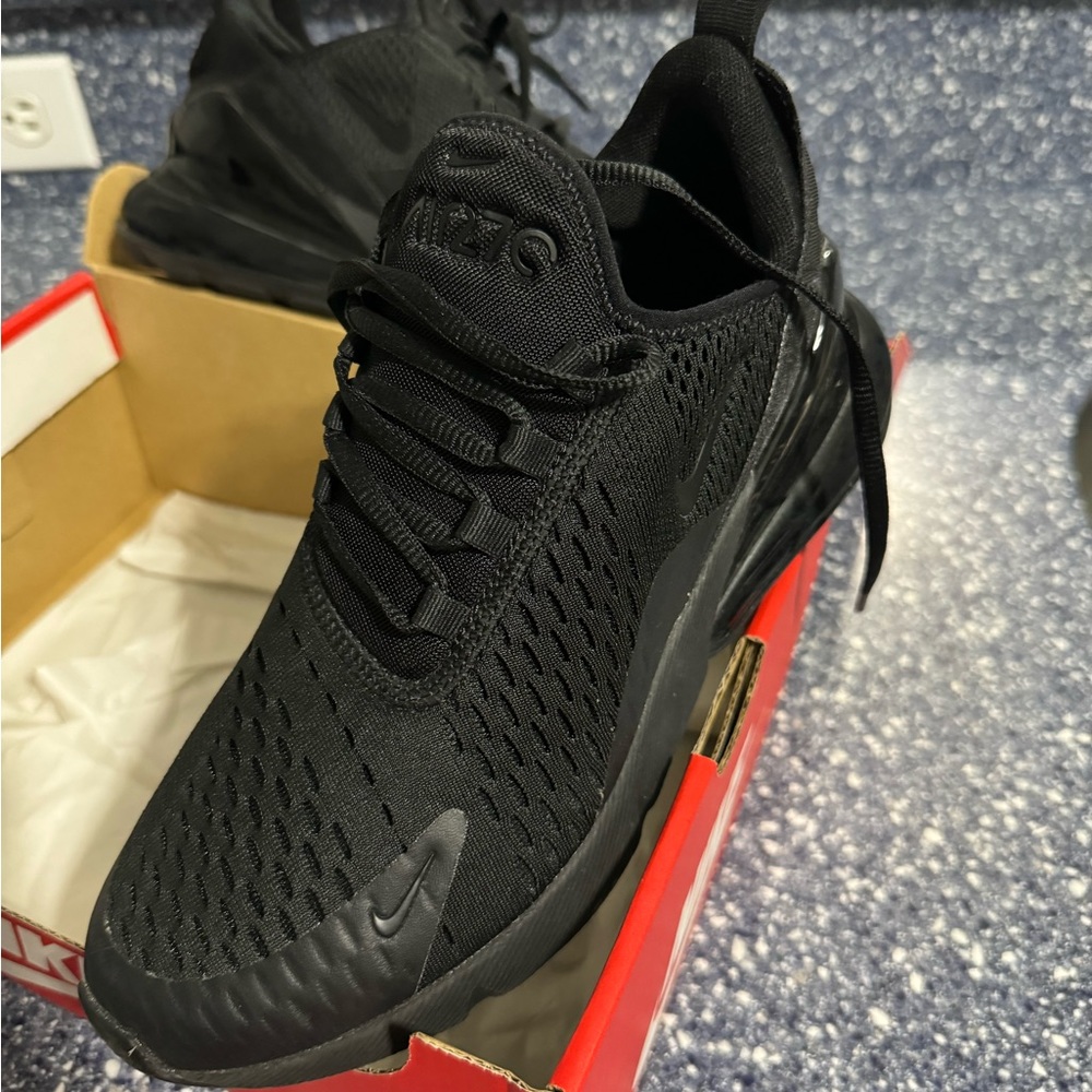 Nike Air Max 270. Size 7.5. This are almost new, only worn once indoors.